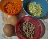 Foto langkah ke 1 dari resep Omelet sayur.