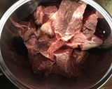 Foto del paso 1 de la receta: BIRRIA HUEVONA (de res)