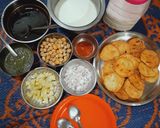 A picture of step 1 of Papdi chaat.