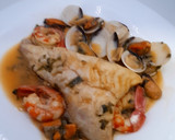 Foto del paso 10 de la receta: Merluza a la marinera