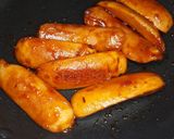 Foto langkah ke 3 dari resep Hotdog mini.
