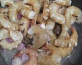 Foto langkah ke 2 dari resep Udang Masak Simple.