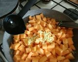 Foto del passaggio 5 della ricetta Zucca allo zenzero