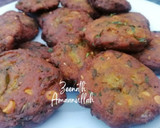 A picture of step 3 of Dal Vadas with Spring Onions.