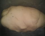 A picture of step 3 of Matar khasta kachori.