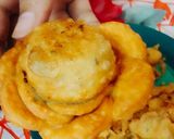 A picture of step 3 of Rose Samosa.