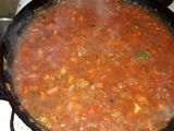 Gatuzo con salsa y arroz