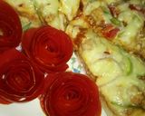A picture of step 10 of Chicken fajita pizza.
