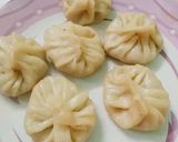 A picture of step 4 of Tandoori momos.