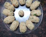 A picture of step 4 of Maggi Rolls.