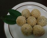 Foto langkah ke 3 dari resep Onde-onde Mini Isi Coklat.
