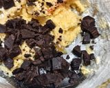 Foto langkah ke 2 dari resep Choco Chunks Cookies🍫🍪.