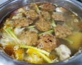 Hình bước làm 2 của món Bún chả cá