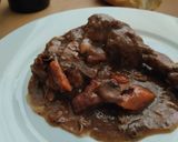 Foto del paso 8 de la receta: Pollo al vino tinto "coq au vin"