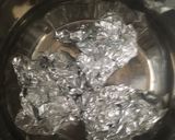 Foto del paso 3 de la receta Salmón ahumado casero (truco fácil y rápido) + crujiente de jamón y de tinta de calamar