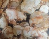 A picture of step 3 of Home Fried Potato Chips!.