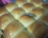 Foto langkah ke 10 dari resep Roti Manis Susu eggless isi cokelat.