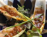 Foto del paso 6 de la receta: Endivias con carpaccio de gamba, perlas de soja y vinagreta de marisco