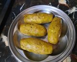 A picture of step 2 of Nargasi kofta kababs.