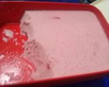 Foto langkah ke 3 dari resep Ice Cream Stroberry..