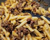Foto del paso 5 de la receta: Plumas sin tomate, con carne de ternera y nata
