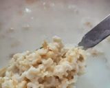 A picture of step 2 of Apple and Cinnamon Oatmeal Breakfast.