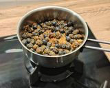 Foto del paso 3 de la receta Mermelada de arándanos con toque gourmet