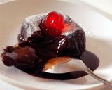 Foto langkah ke 5 dari resep Choco lava no mikser n oven,,simple dan enak.