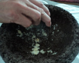 Foto del paso 1 de la receta: Salsa de chile de árbol fresco verde tatemado muy picante