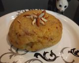 A picture of step 4 of Aloo ka halwa.