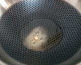 A picture of step 3 of Aloo Samosa.