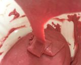 Foto langkah ke 10 dari resep Macaron - Red Velvet ft Tiramisu.