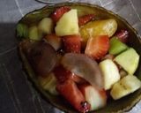 صورة لخطوة 2 من وصفة سلطة فواكه