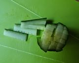 A picture of step 2 of Shredded chicken with cucumber salad.