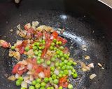 A picture of step 2 of Cheesy Veg Bun.