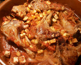 Foto del paso 8 de la receta: Cazuela de arroz, con chuletas de cordero y pimientos fritos