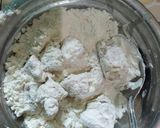 Foto langkah ke 2 dari resep Ayam tepung saus lemon madu.
