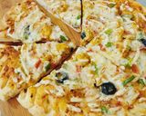 A picture of step 8 of Cheesy Bites Petals Pizza 🍕🍕.
