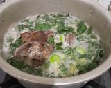 Foto langkah ke 3 dari resep Sayur Santan Daun Singkong Pete Aroma Ikan Asap.