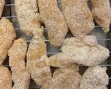 Foto del paso 3 de la receta: Dedos de pollo horneados sin gluten