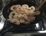 Foto del paso 2 de la receta: Langostinos al ajillo