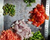 तिरंगा उत्तपम (tiranga uttapam recipe in marathi) रेसिपी स्टेप 4 फोटो