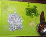 A picture of step 3 of Muri mixture - Andhra Bhel Puri.