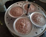 A picture of step 3 of Ragi idly.