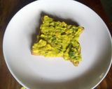 A picture of step 3 of Bread avocado salad.