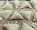 صورة لخطوة 6 من وصفة مثلثات السميد