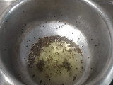 રવા ઈડલી (Rava Idli Recipe In Gujarati)