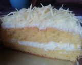 Foto langkah ke 9 dari resep Bolu Classic Topping cream dan Keju Mudah takaran sendok.