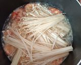 Foto langkah ke 5 dari resep Tumis Tofu Jamur Enoki.
