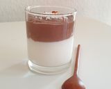 A picture of step 10 of Chocolate mousse with cream and egg yolk.
